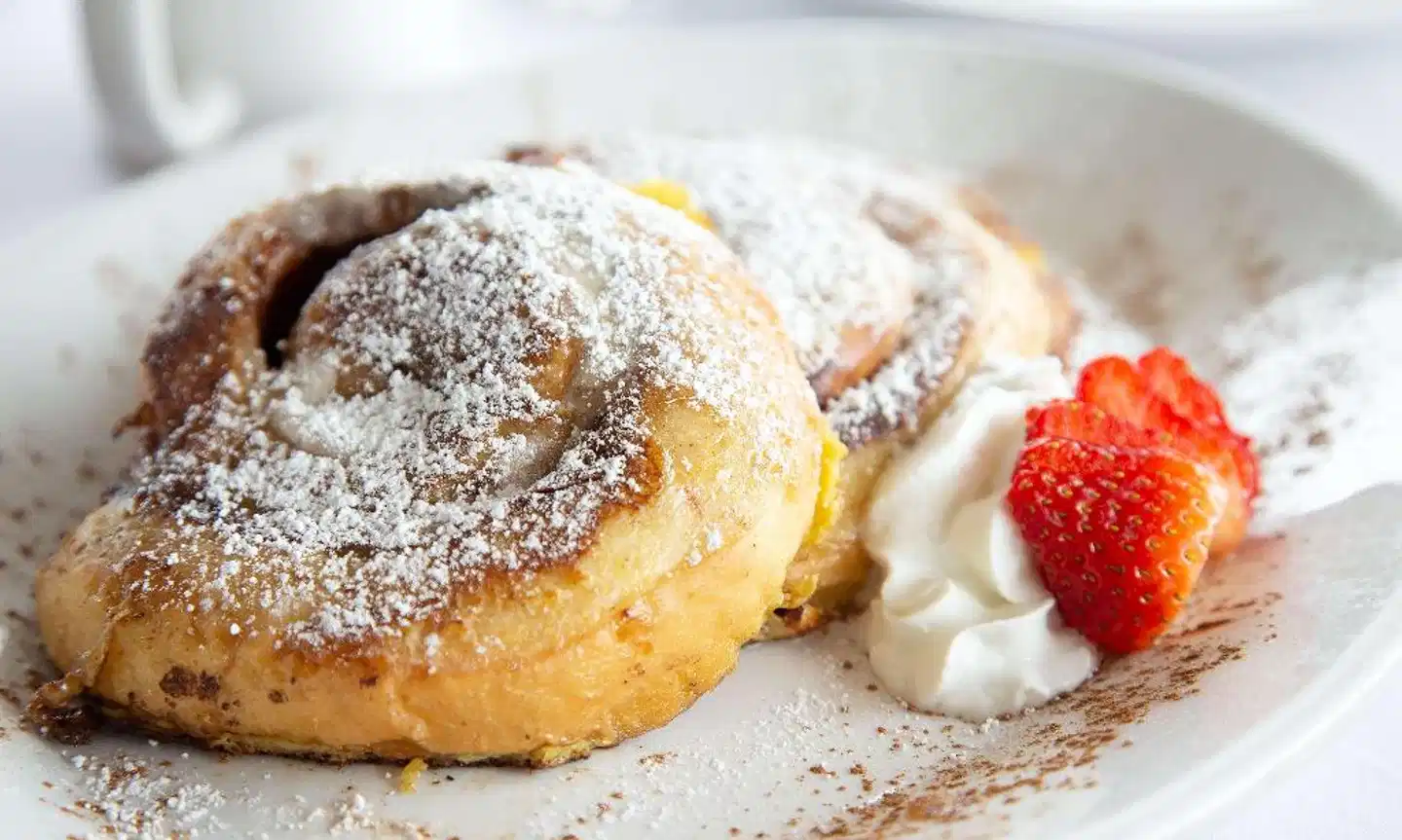 Coast Burbank Hotel Restaurant