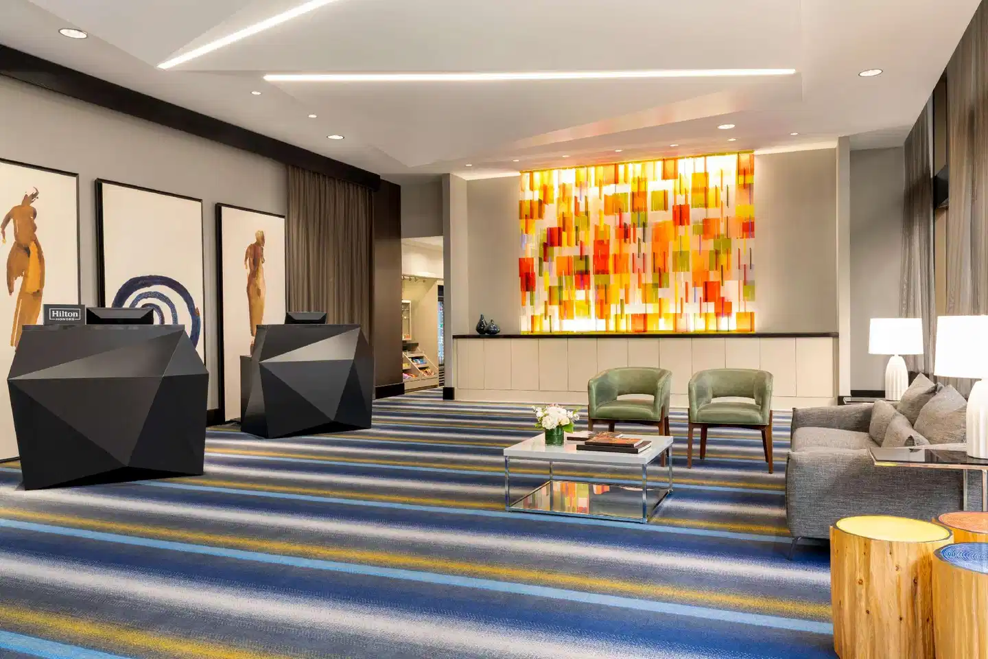 Hilton Motif Seattle Bar