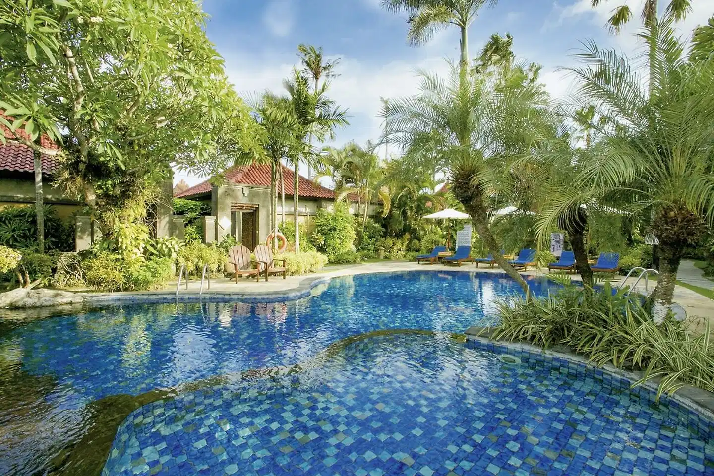 Parigata Villas Resort Pool