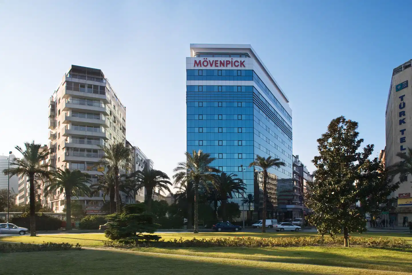 Mövenpick Izmir Aussenansicht