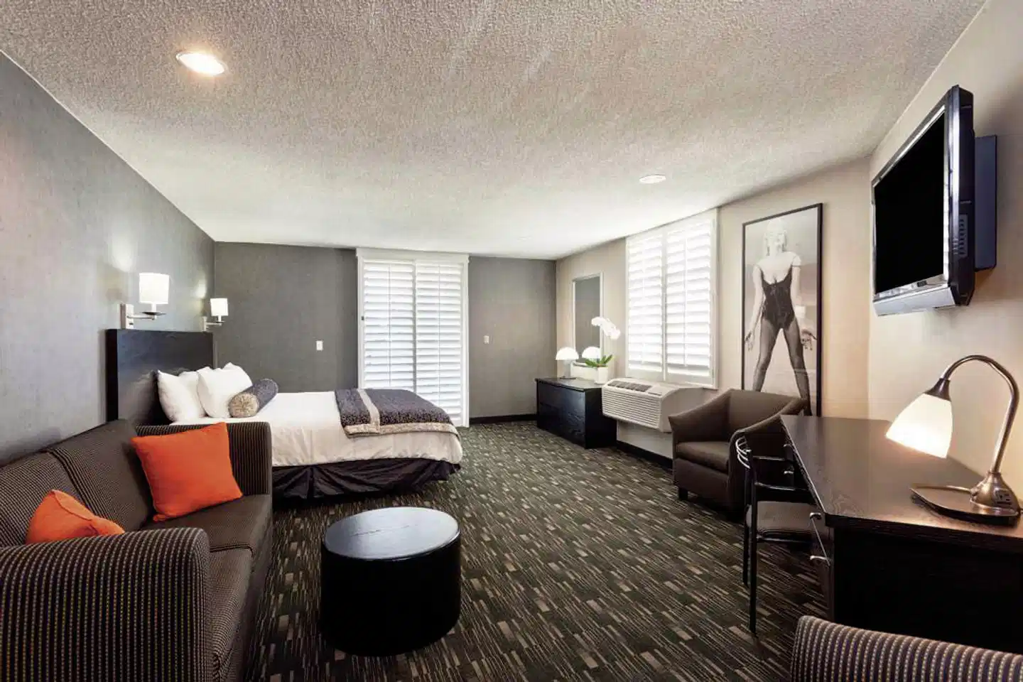 Ramada Plaza West Hollywood Wellness