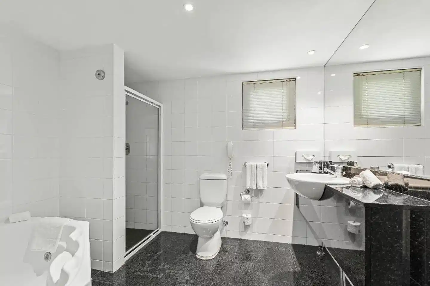 Mantra Parramatta Badezimmer