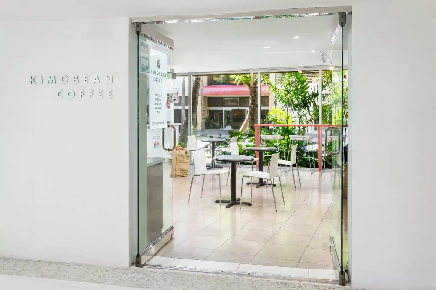 Courtyard by Marriott Waikiki Beach Restaurant