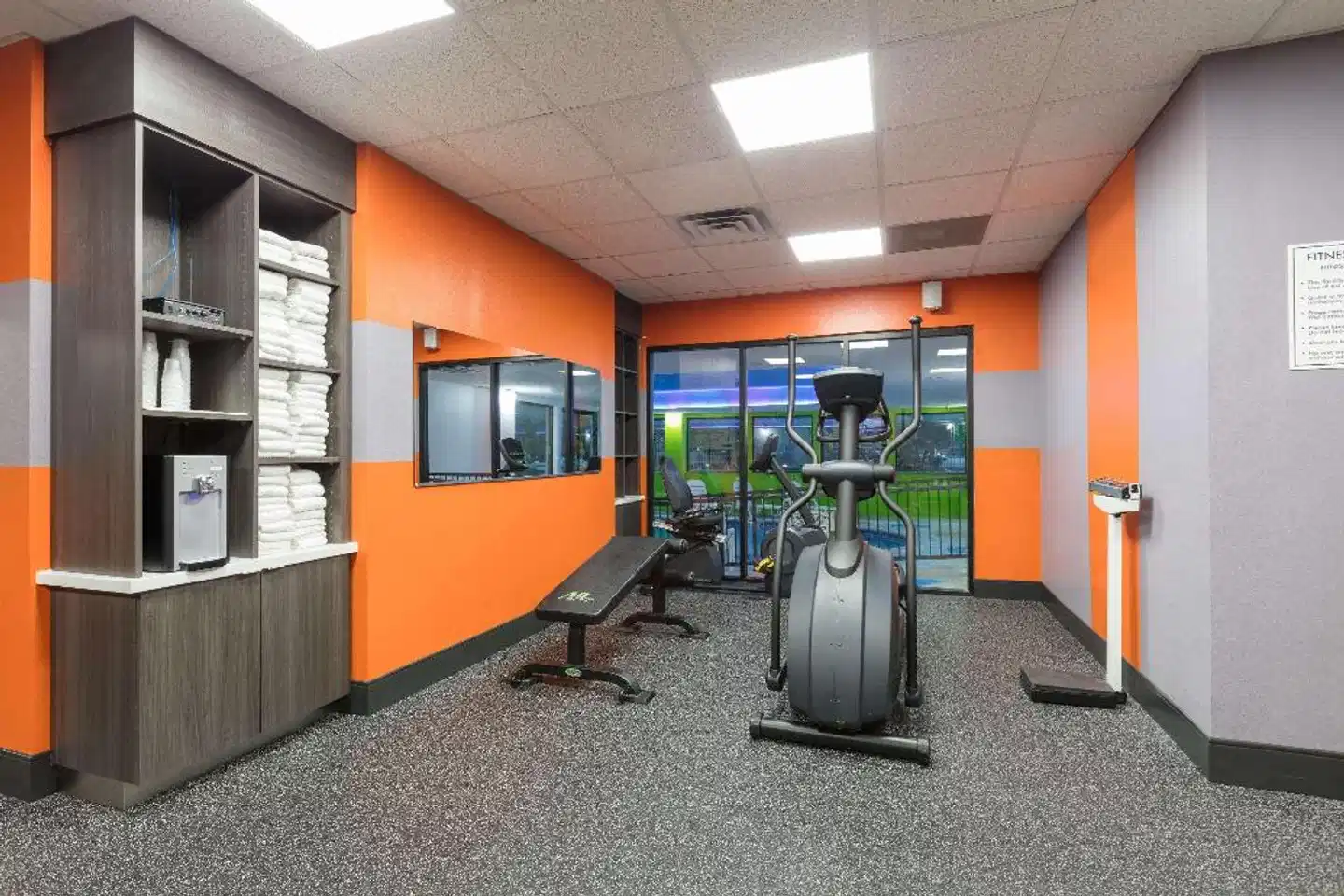 Wingate by Wyndham Dallas Love Field Sport und Entertainment