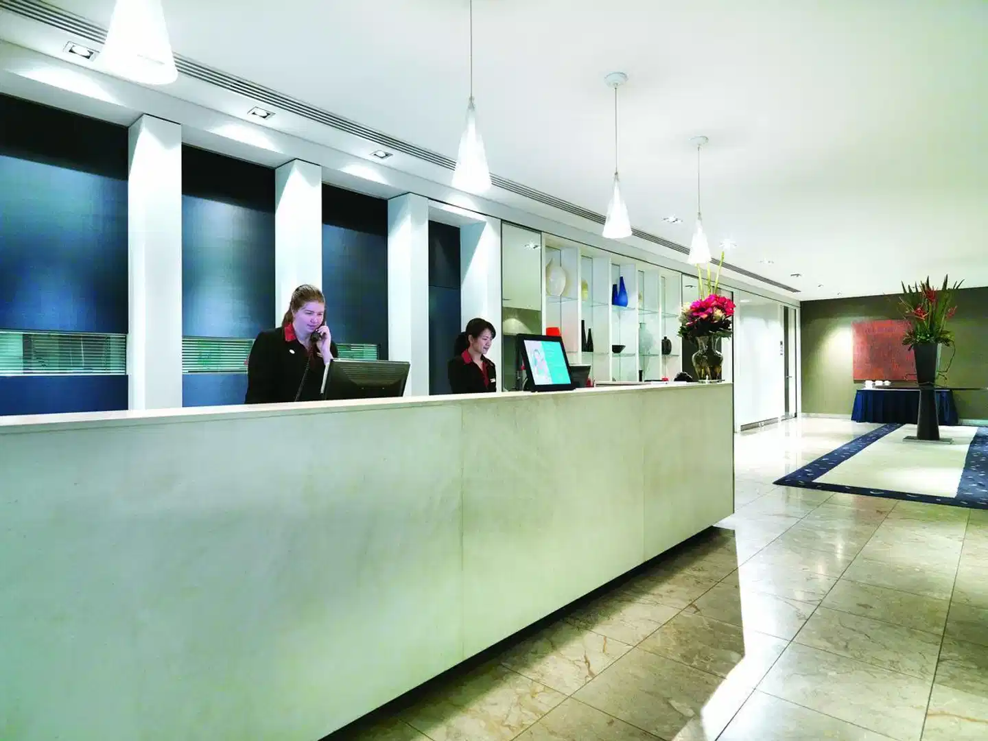 Adina Apartment Hotel Sydney Darling Harbour Lobby