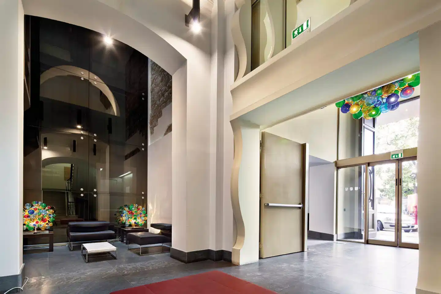 UNAHOTELS Napoli Lobby