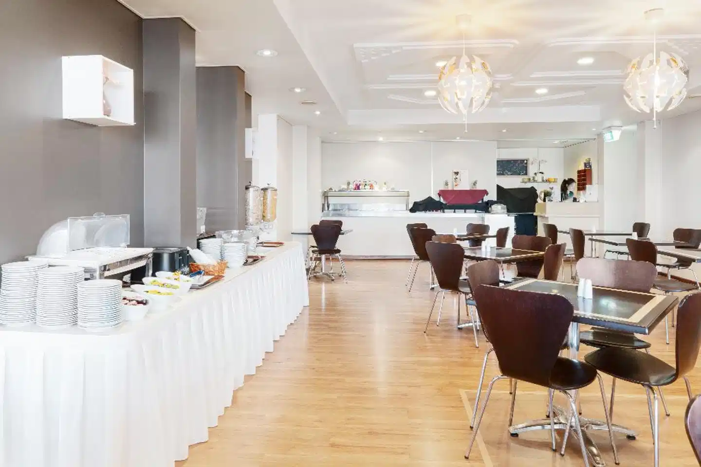 Quality Hotel Ambassador Perth Restaurant