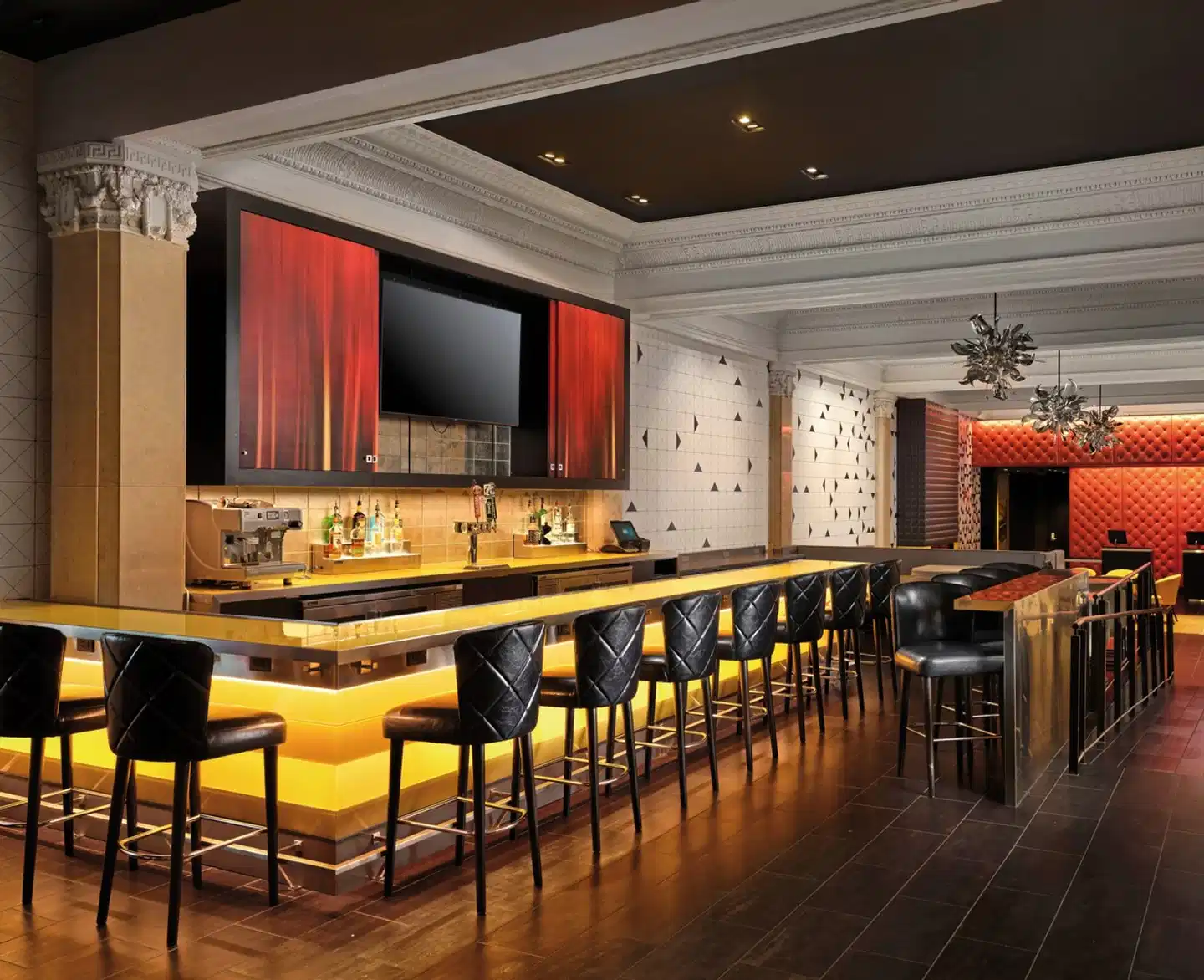 The Barnes San Francisco, Tapestry Collection by Hilton Bar