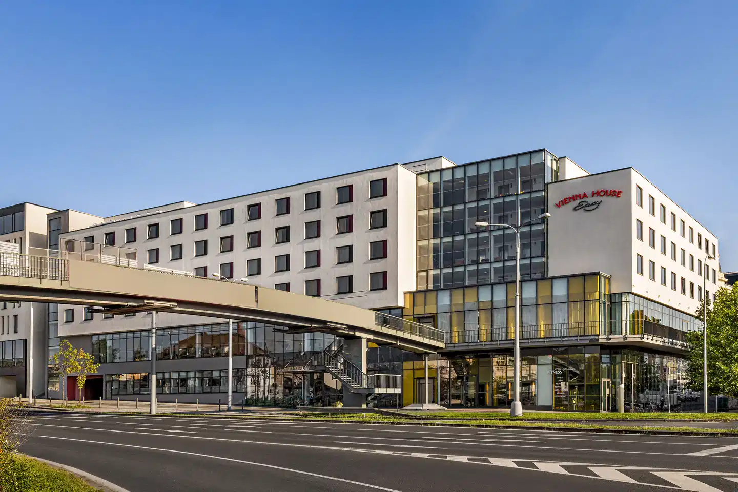 Vienna House Easy Pilsen Aussenansicht