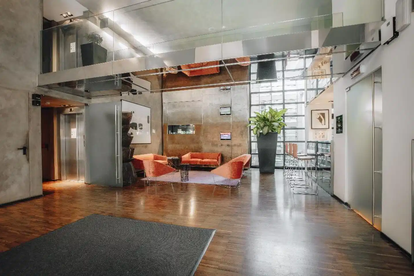 Cremona Hotels Dellearti Design Lobby