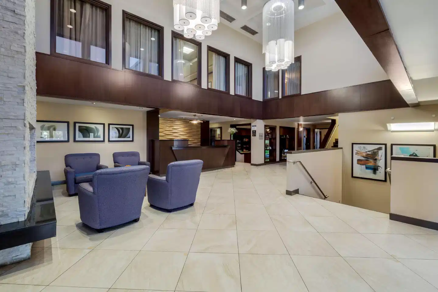 Best Western Plus Edmonton Airport Hotel Lobby