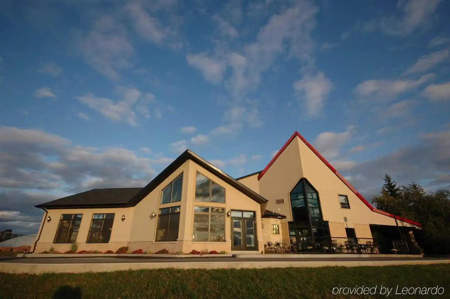 Days Inn by Wyndham Kingston Aussenansicht