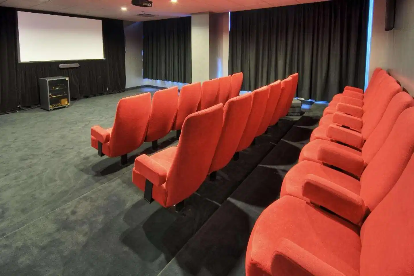 Hilton Garden Inn Montreal Centre-Ville Konferenz