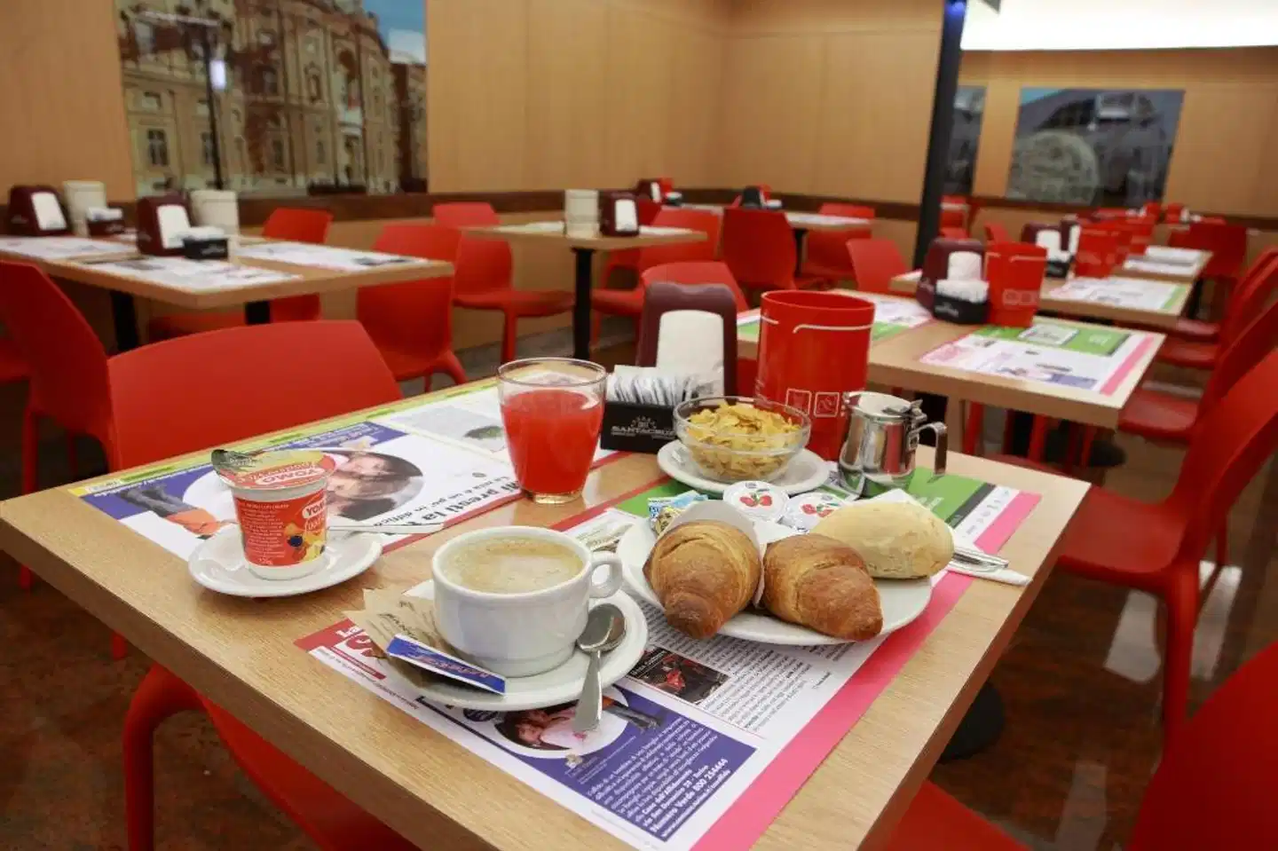 Le Petit Hotel Restaurant