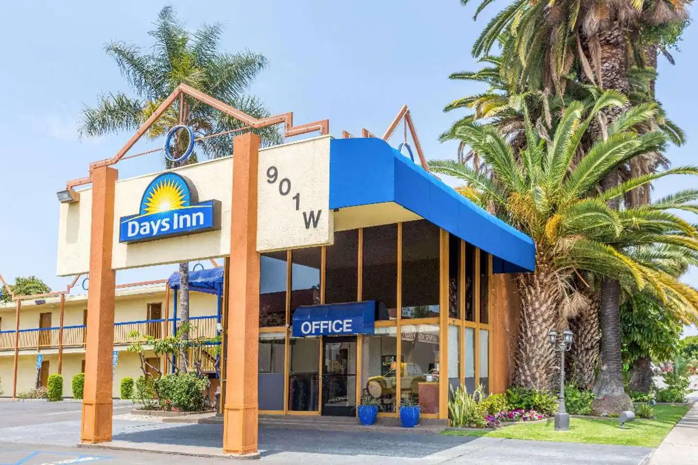 Days Inn by Wyndham Los Angeles LAX/VeniceBch/Marina DelRay Aussenansicht
