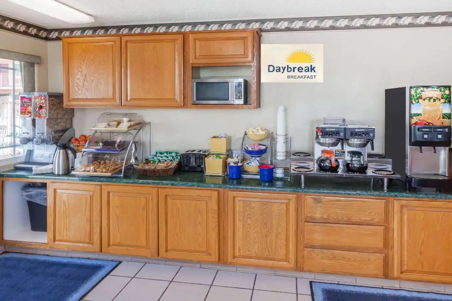 Days Inn by Wyndham Barstow Lobby