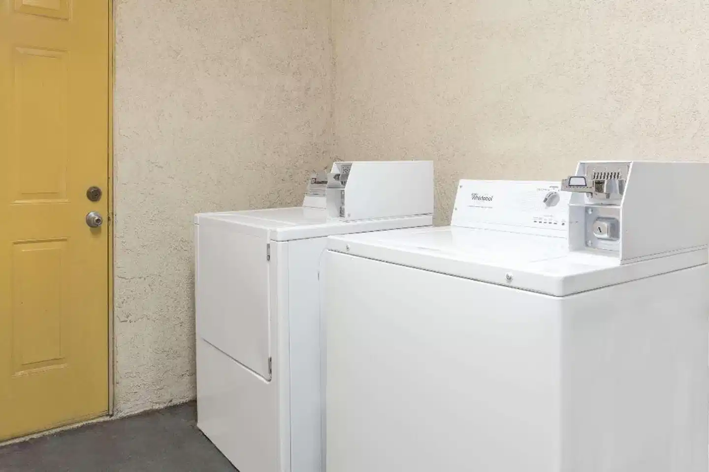 Days Inn by Wyndham Kingman West Badezimmer