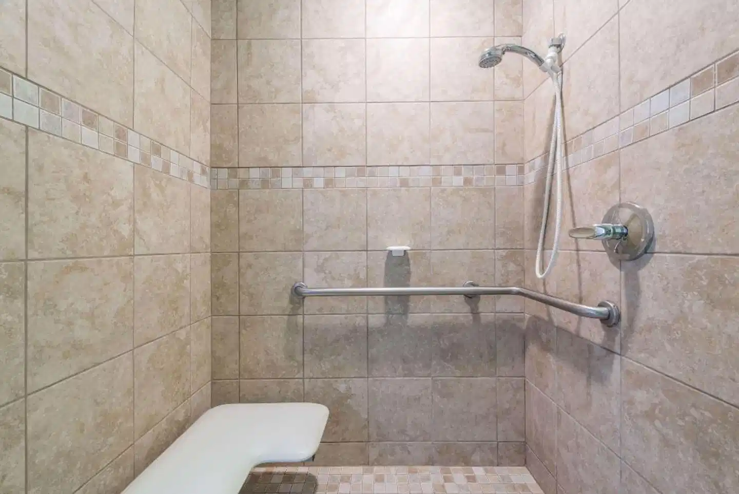 Microtel Inn & Suites by Wyndham West Chester Badezimmer