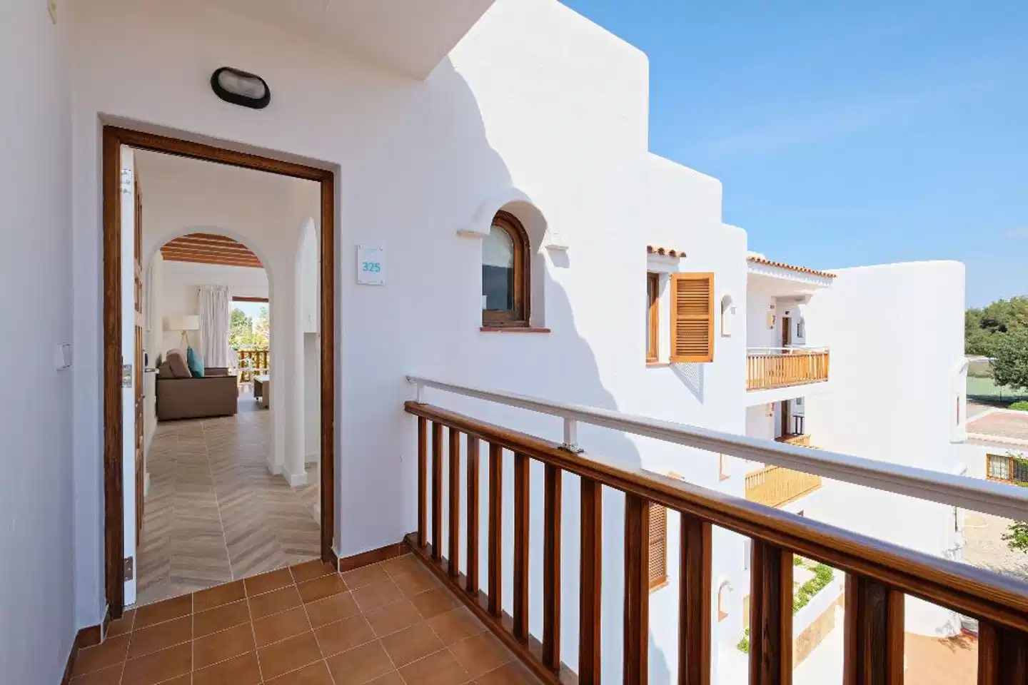 azuLine Can Sanso Terrasse