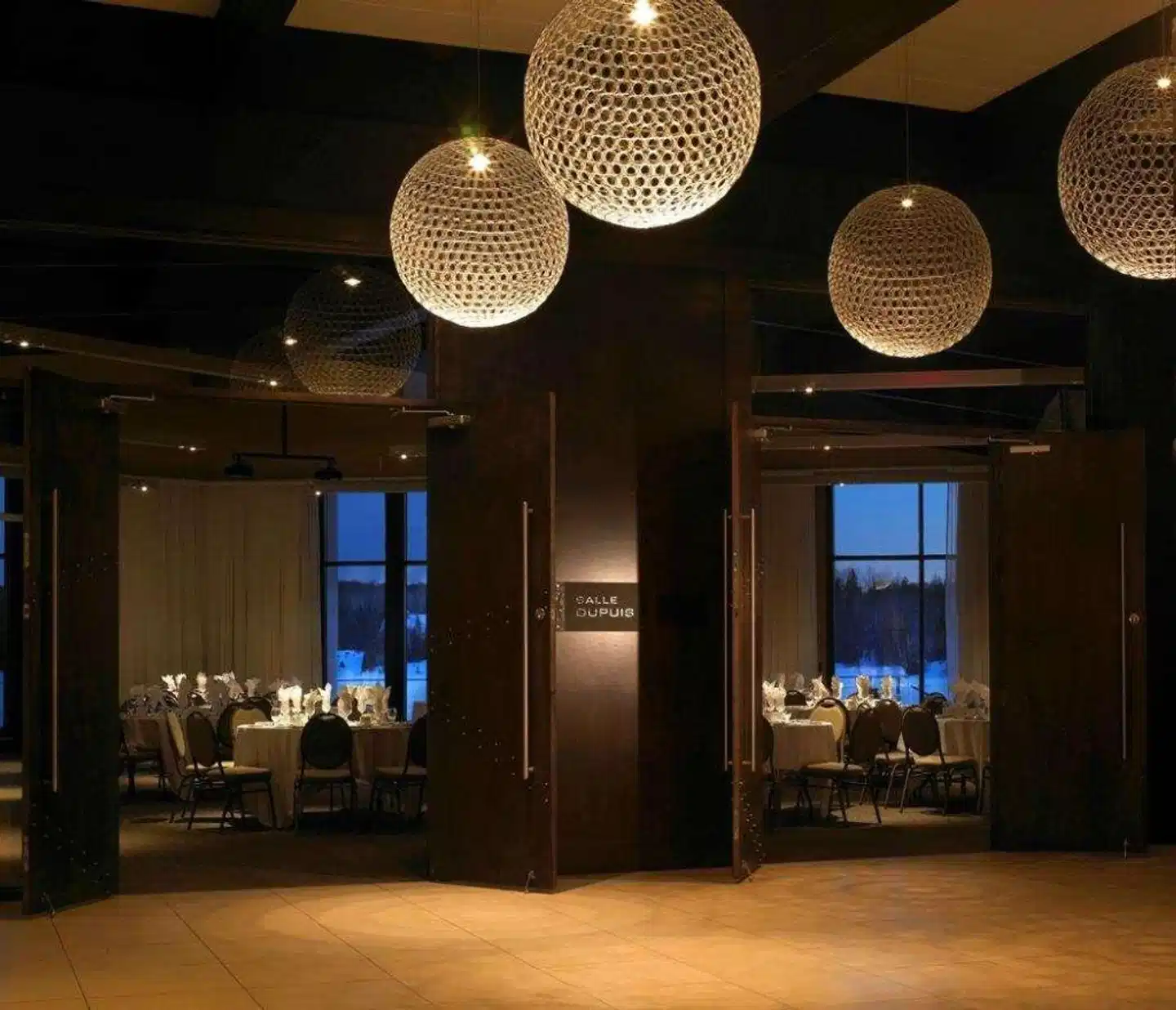 Estérel Resort Lobby