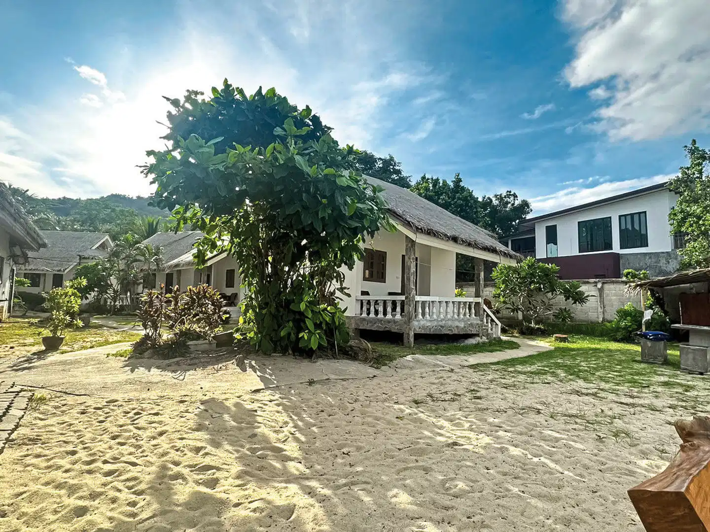 Phuwadee Resort Aussenansicht