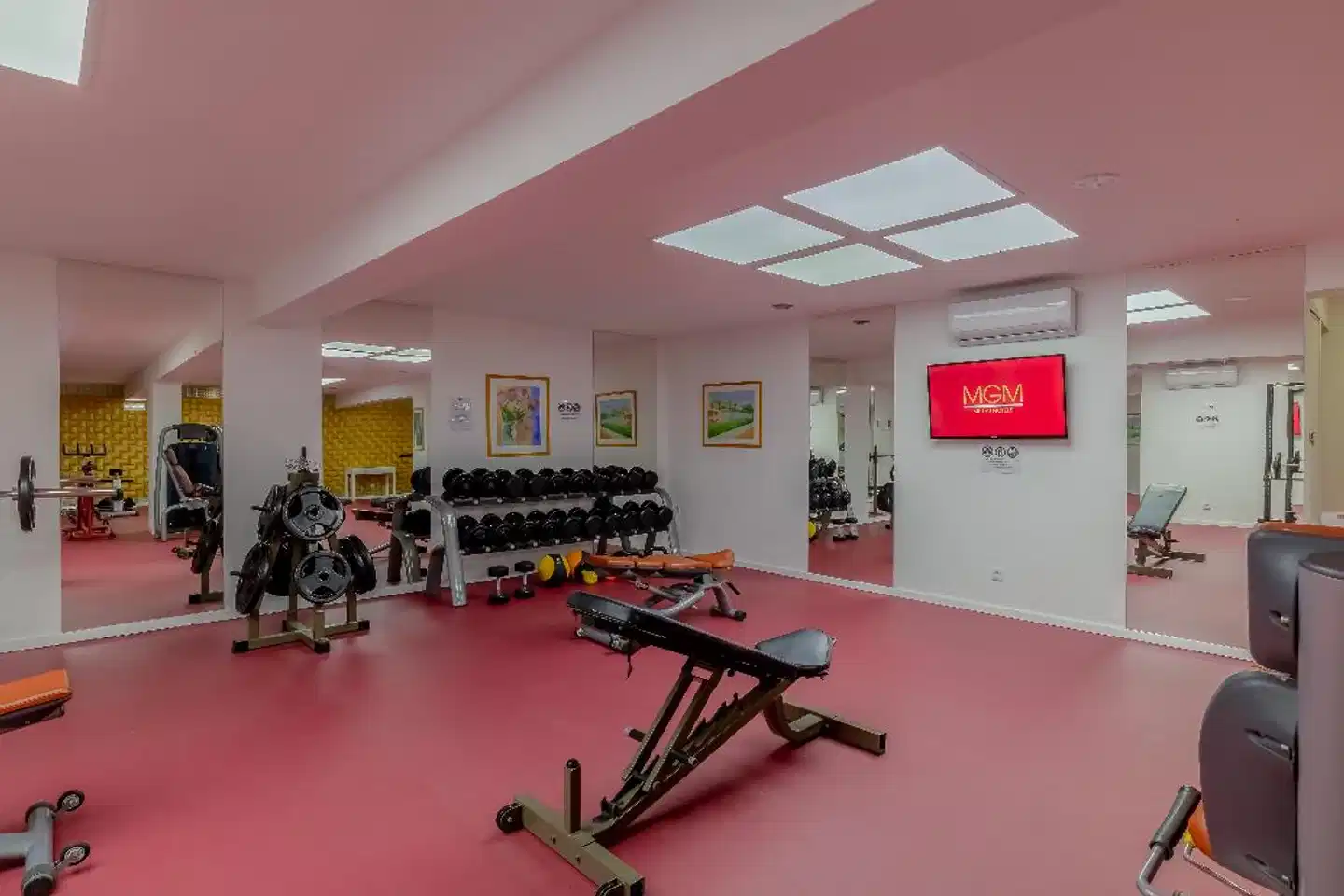 Grand Muthu Oura View Beach Club Sport und Entertainment