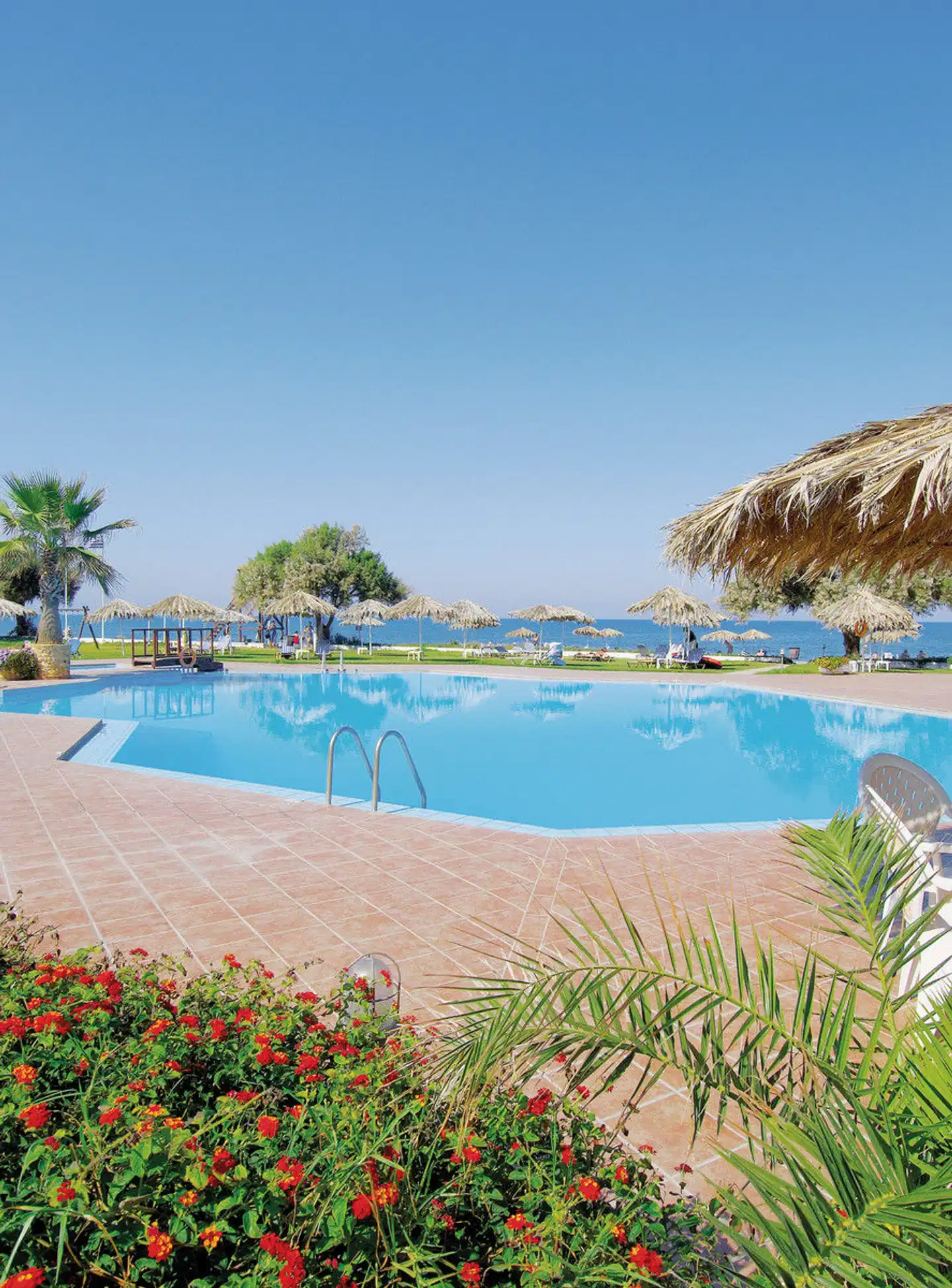 Geraniotis Beach Pool