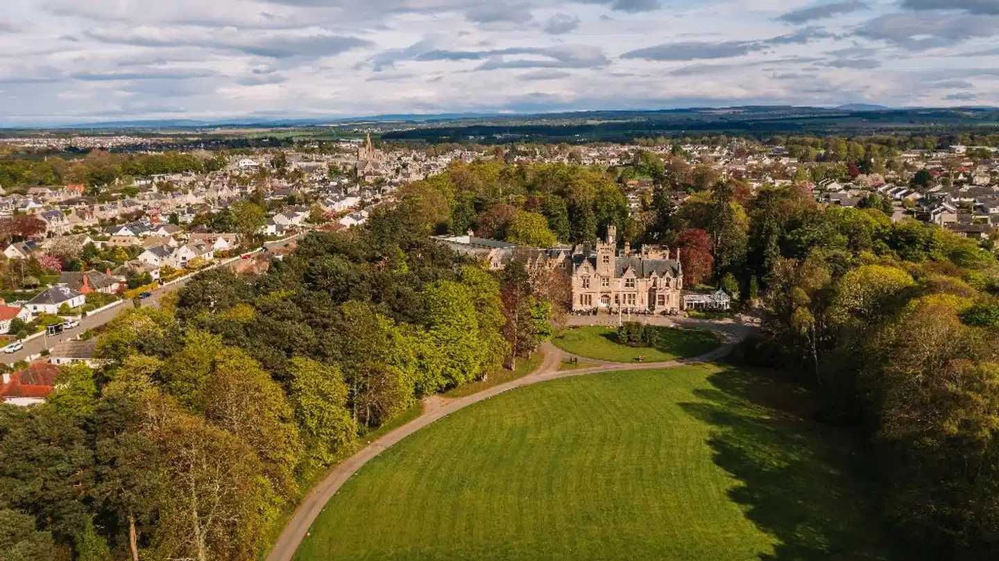 Muthu Newton Hotel Landschaft
