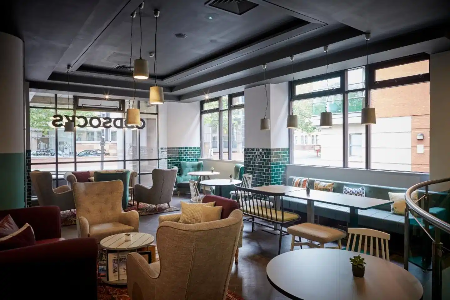 Leonardo Hotel Manchester Central Bar