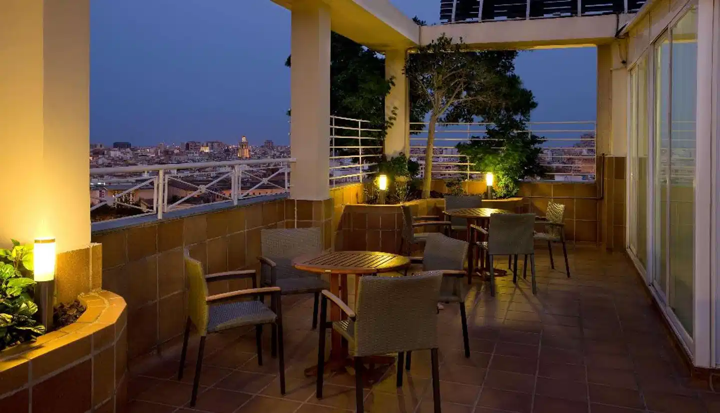 NH Valencia Center Terrasse