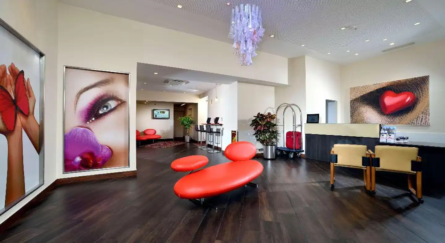 Best Western Plus City Hotel Lobby