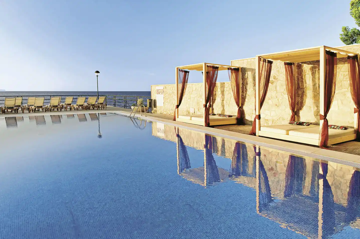 Barceló Illetas Albatros Pool