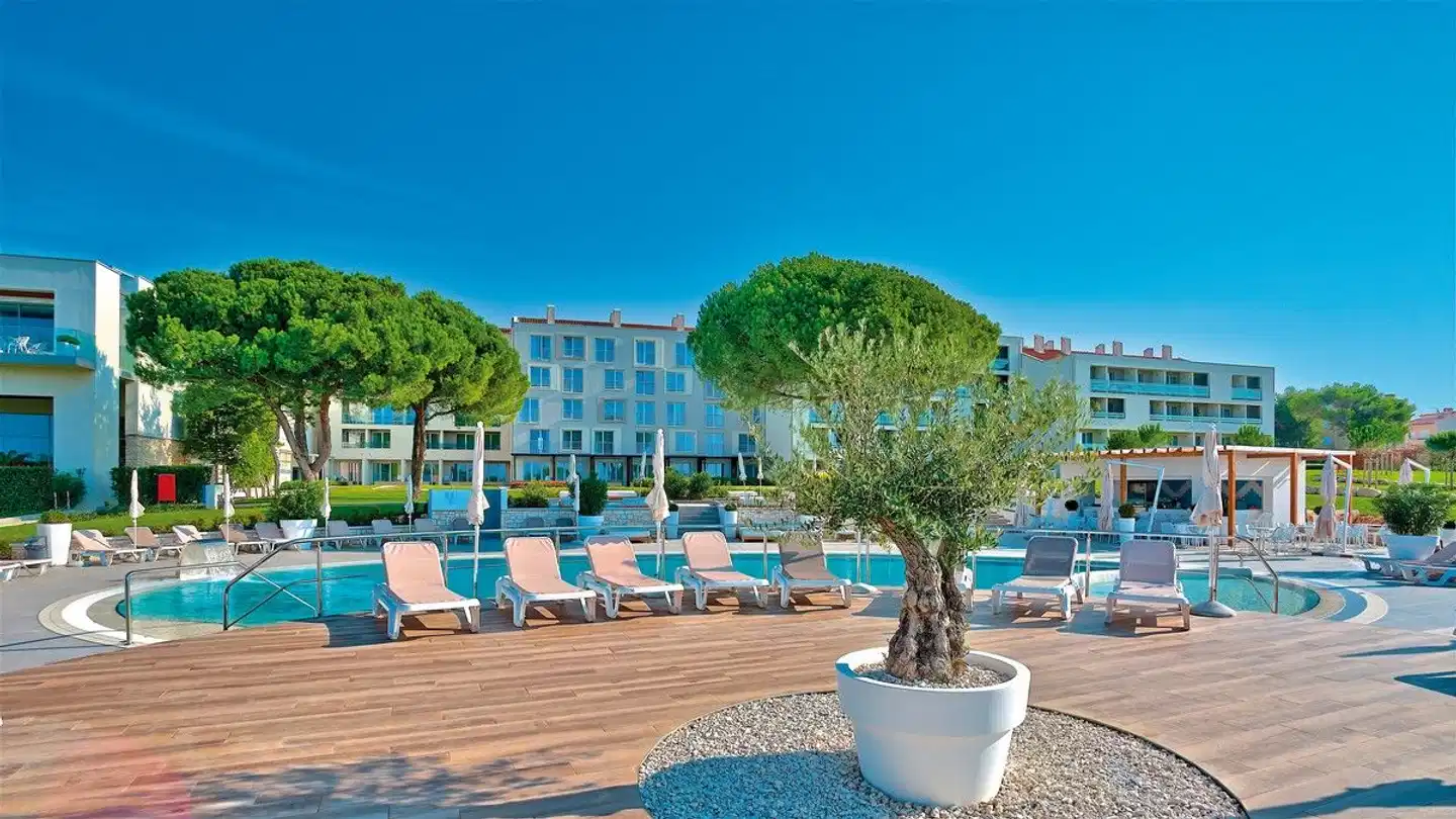 Park Plaza Belvedere Pool