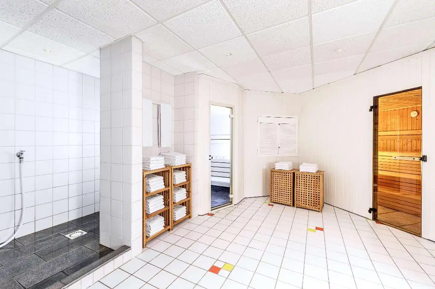 NH Weinheim Modellaufnahme