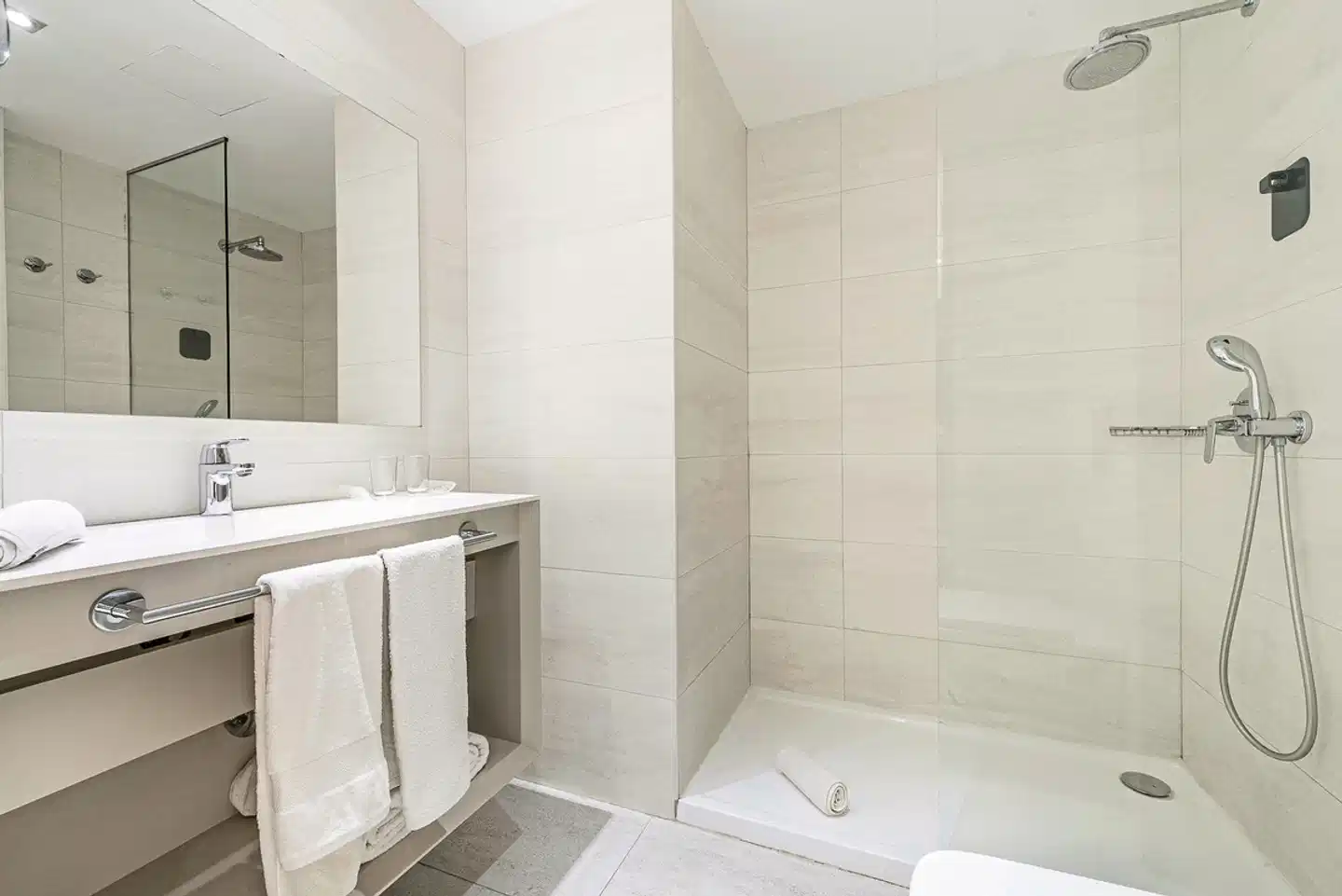 Kyrat Amàrac Badezimmer