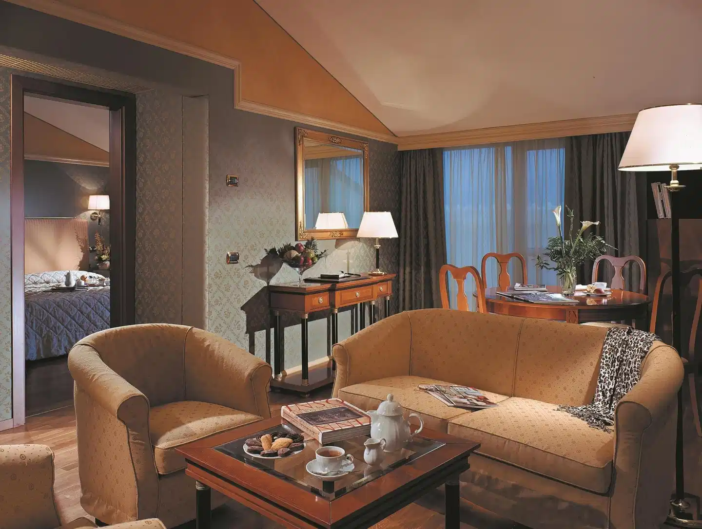 Best Western Grand Hotel Guinigi Lobby