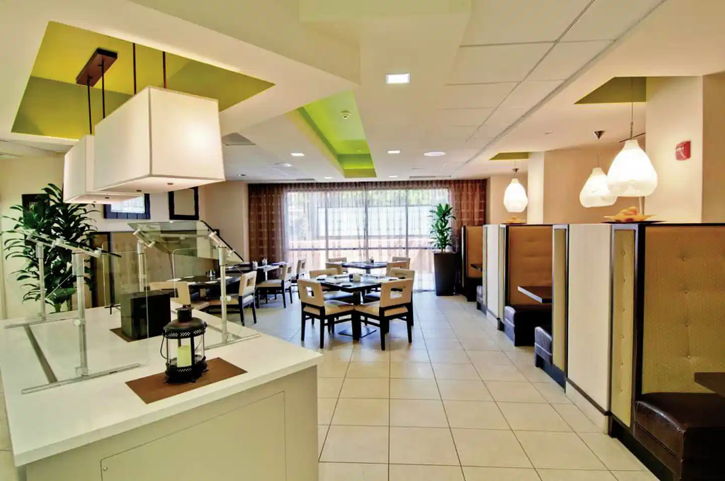 Hilton Garden Inn Los Angeles Hollywood Lobby