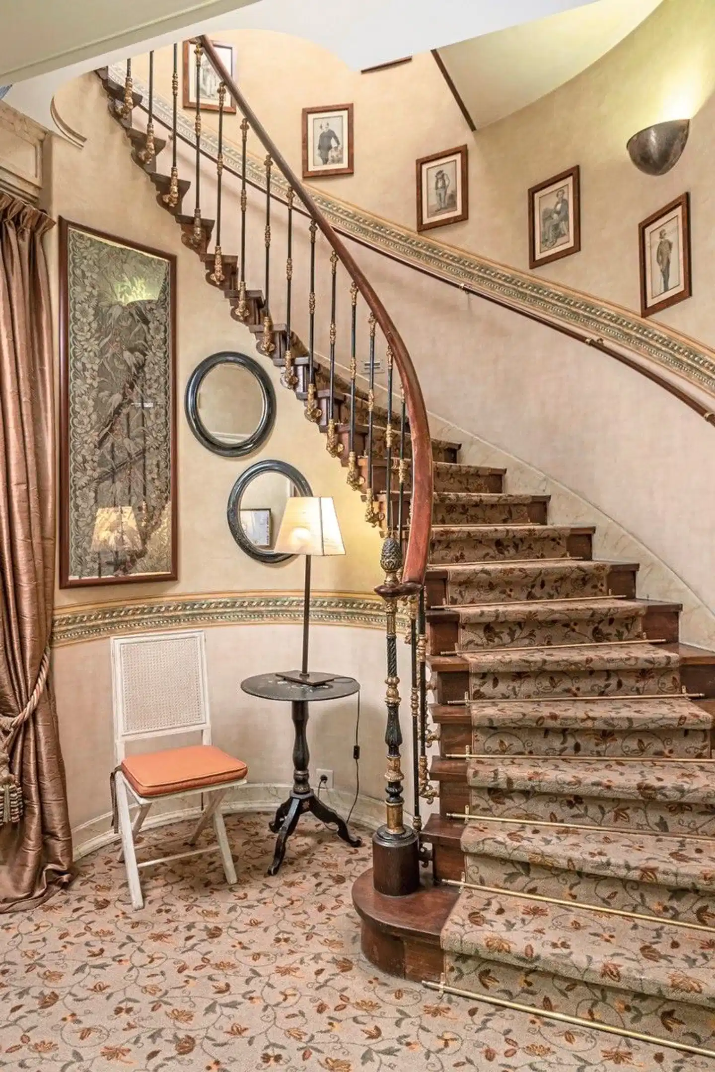 As Janelas Verdes Lobby