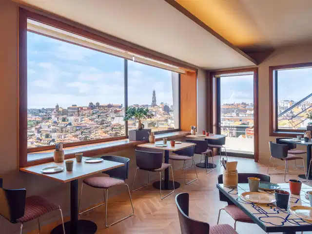 Mercure Porto Centro Hotel Bar