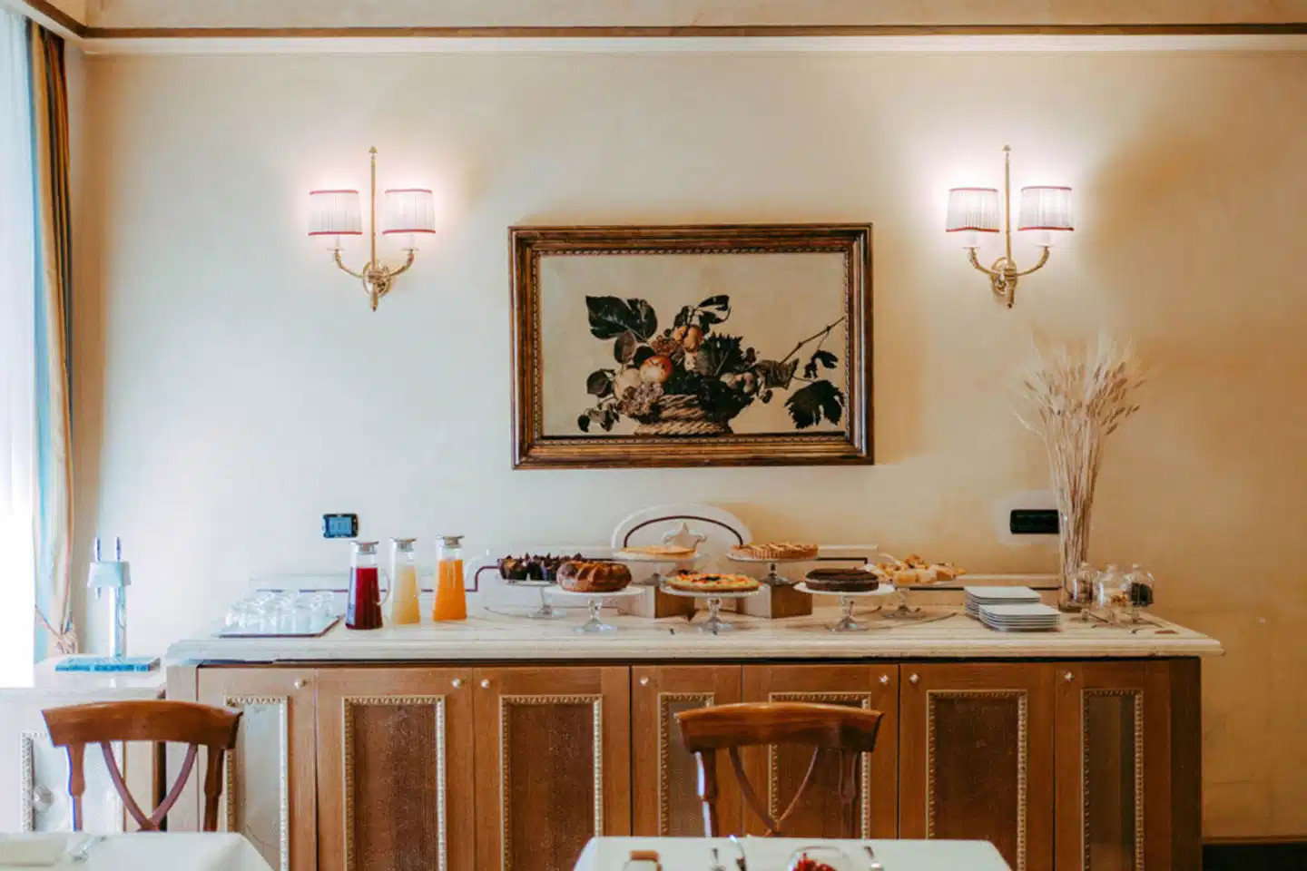 River Palace Restaurant