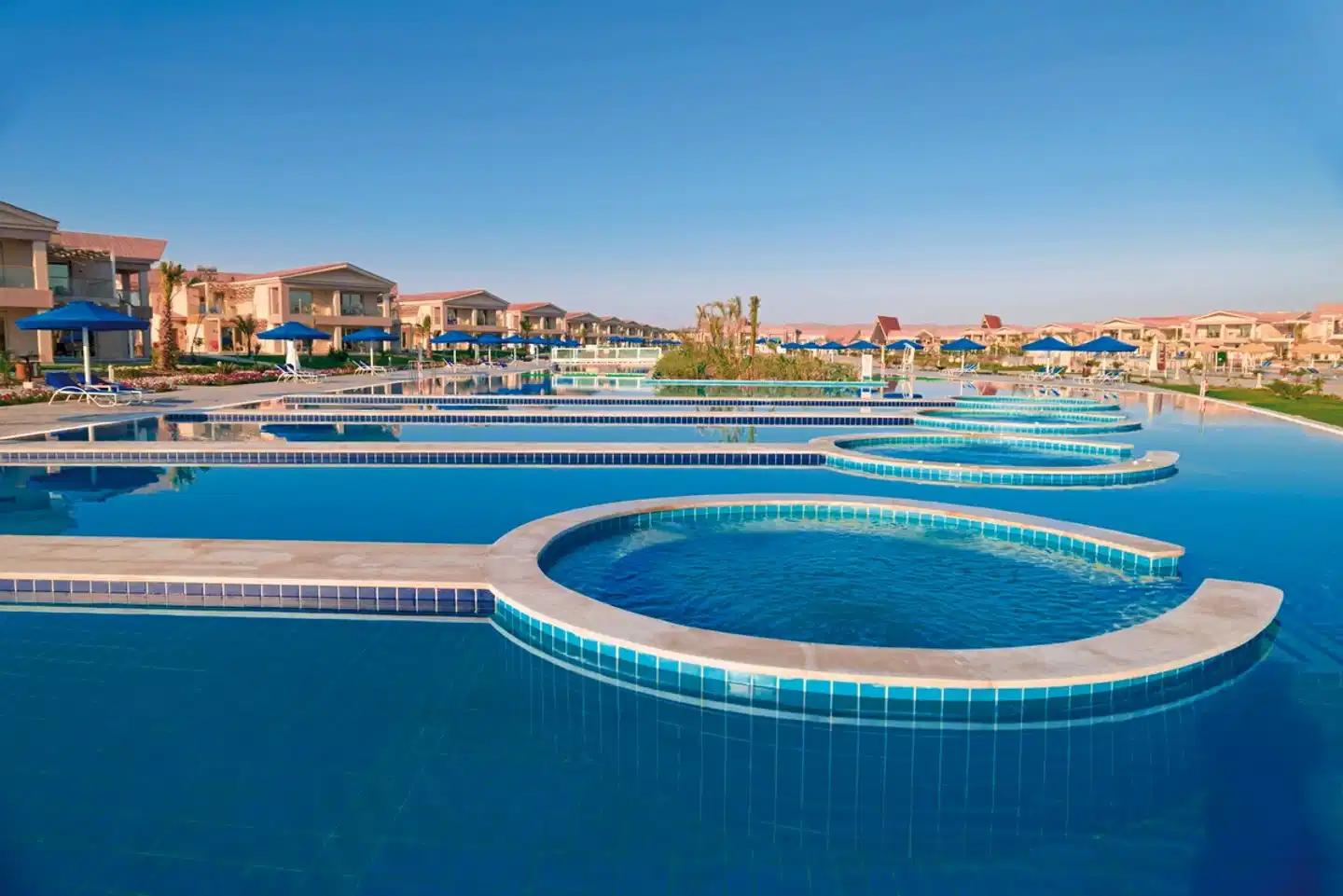 Pickalbatros Sea World Resort - Marsa Alam Pool