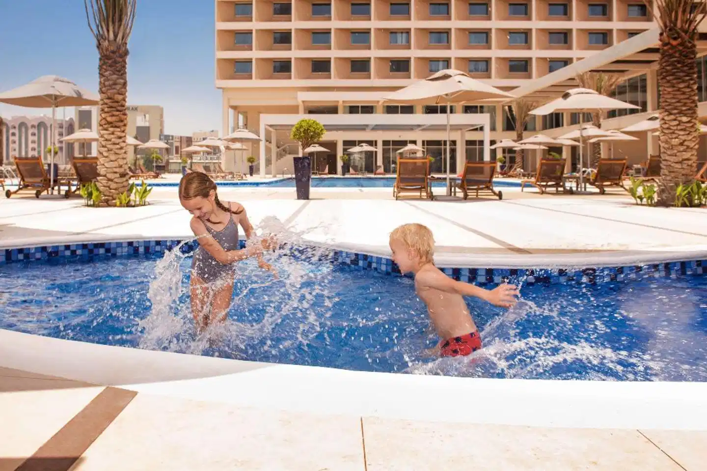 Hilton Garden Inn Ras Al Khaimah Pool