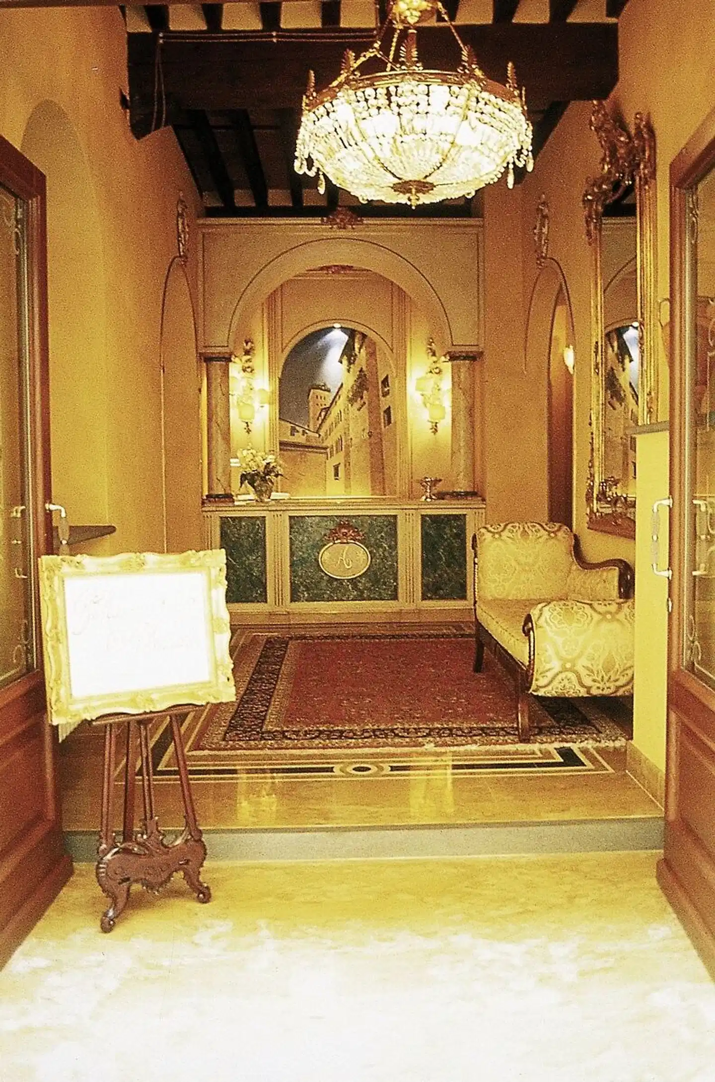 Palazzo Alexander Lobby