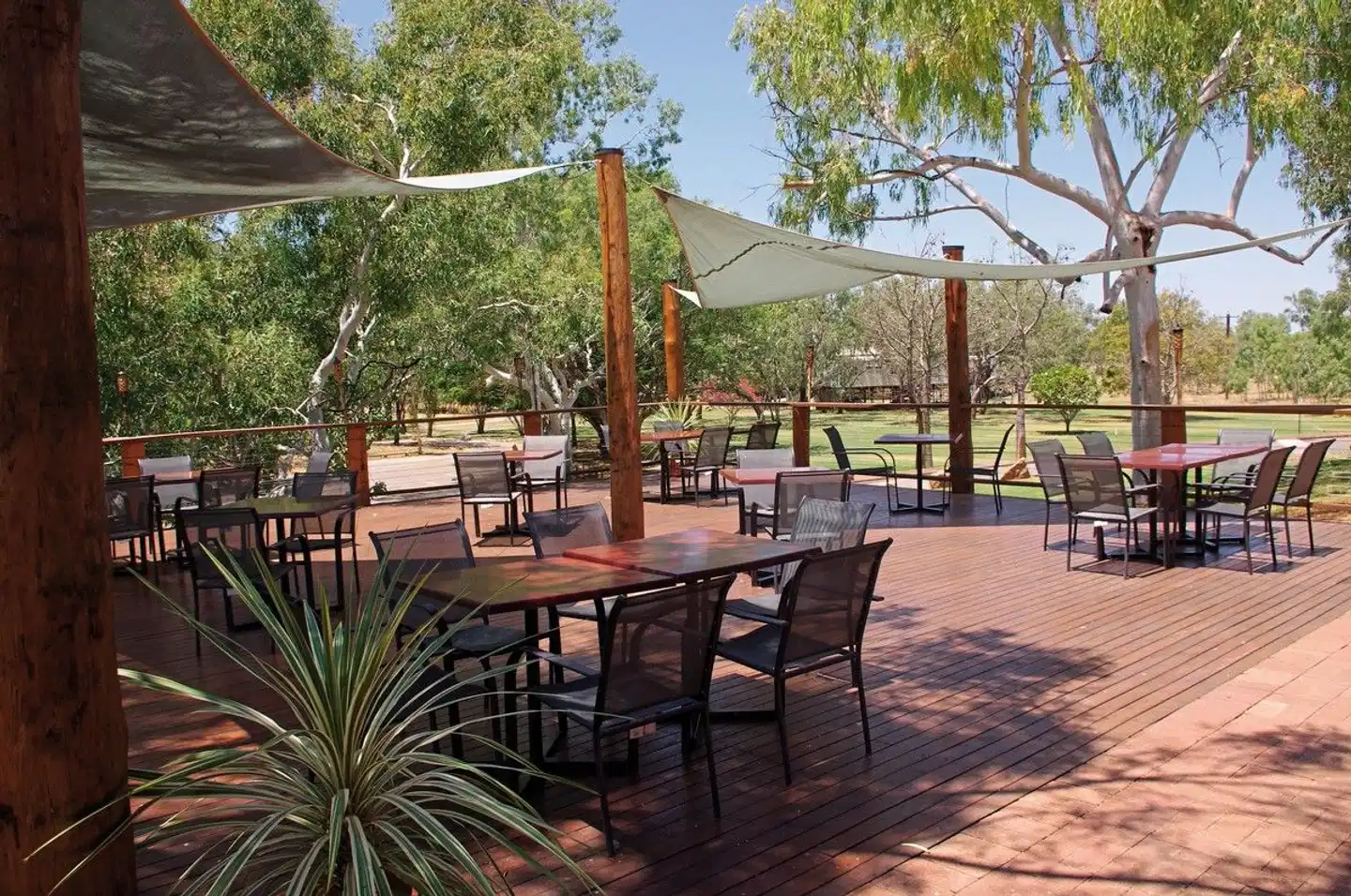 Fitzroy River Lodge Terrasse