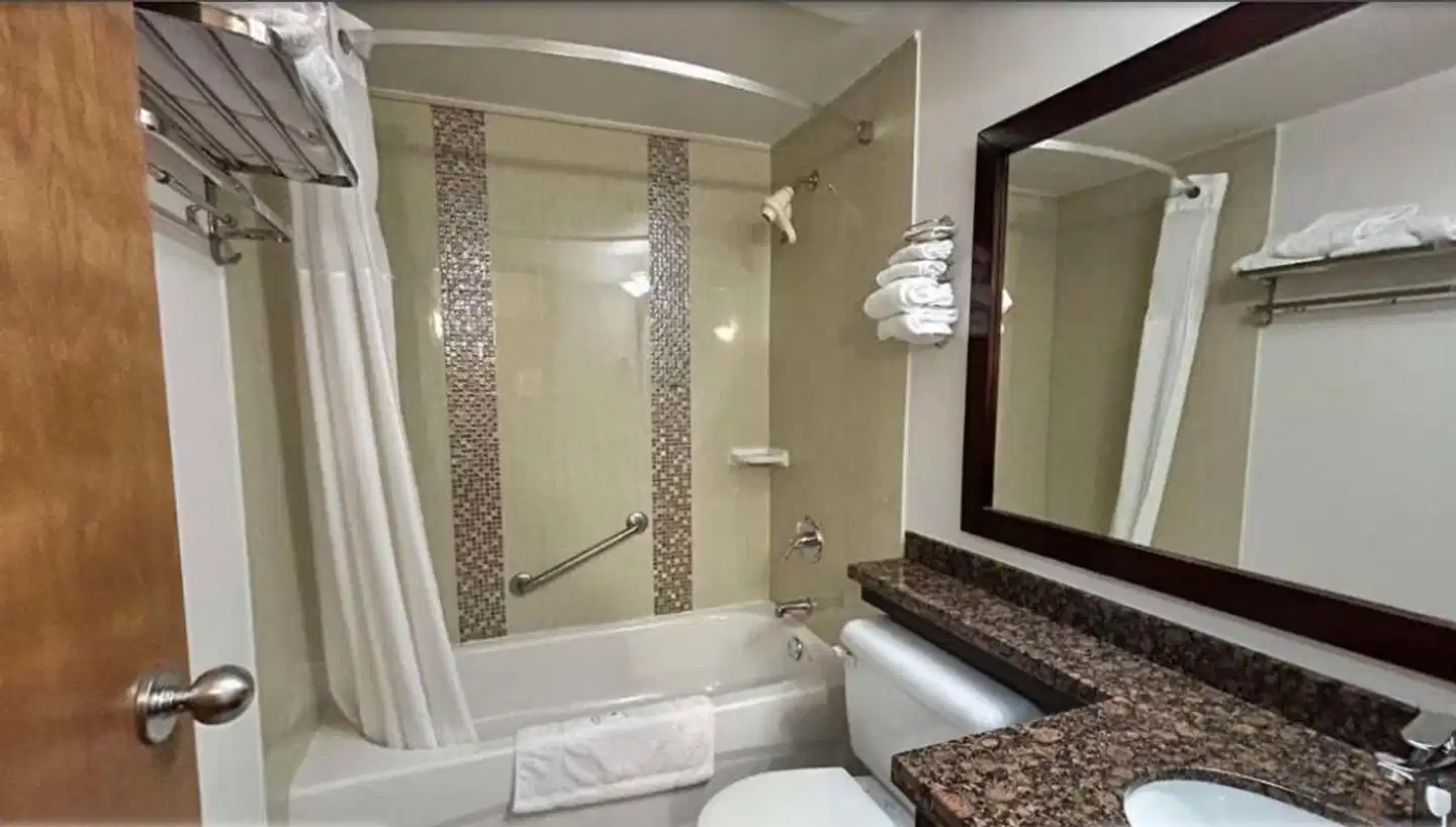 Vancouver Airport Hotel Badezimmer