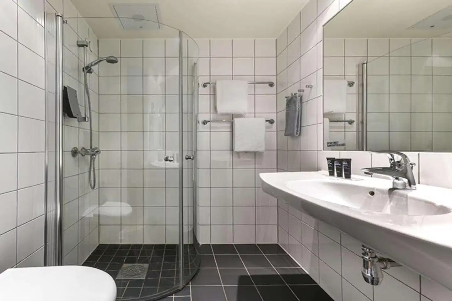 Clarion Hotel & Congress Oslo Airport Badezimmer