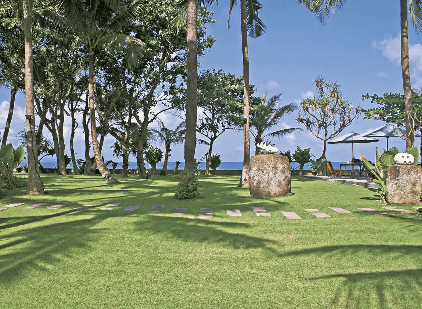 Legong Keraton Beach Resort Garten