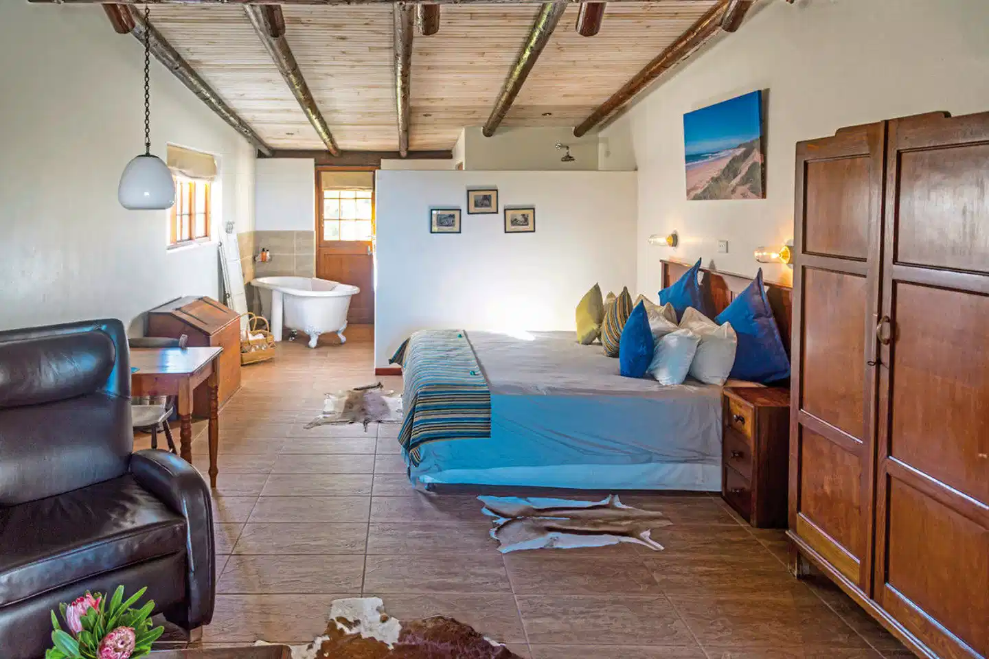 Oyster Bay Lodge Lobby