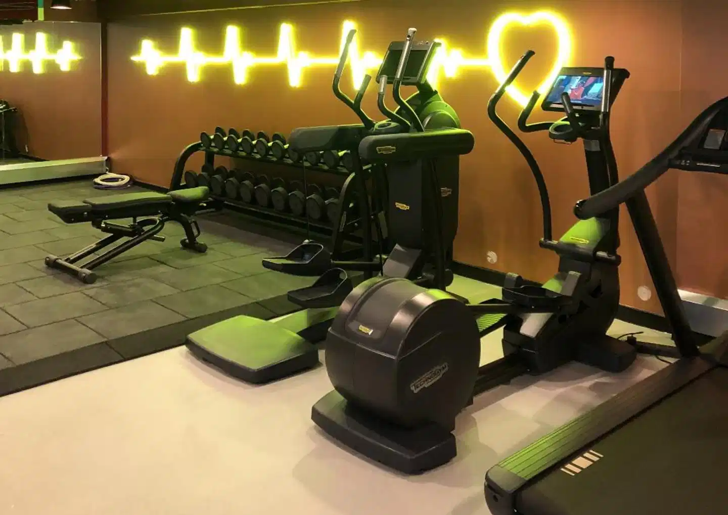 Ten Hill Place Lobby