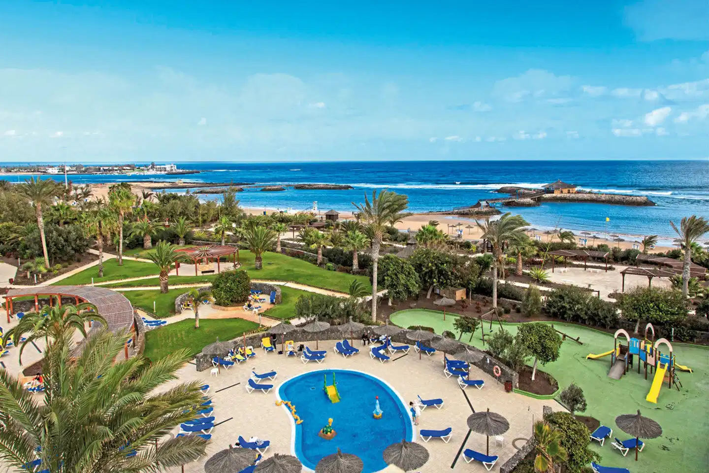 Elba Carlota Beach & Golf Resort Pool